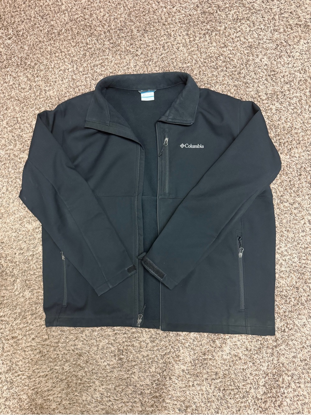 Columbia Men's Black Fleece-lined Lightweight Jacket